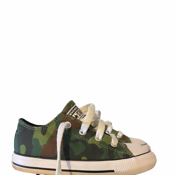 army fatigue converse sneakers